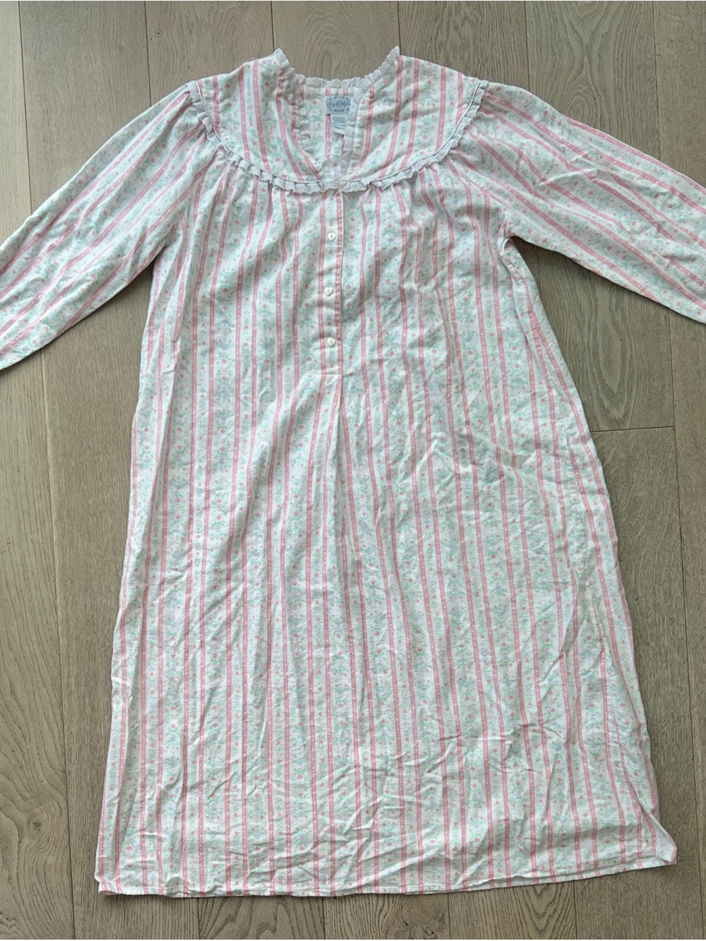 Lanz of Salzburg Women’s Size S Flannel Nightgown Pink Floral